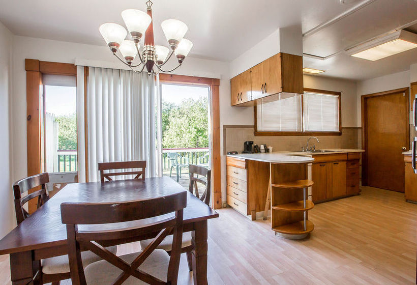 Hotel Econo Lodge  | Malone | Nueva York | United States 8