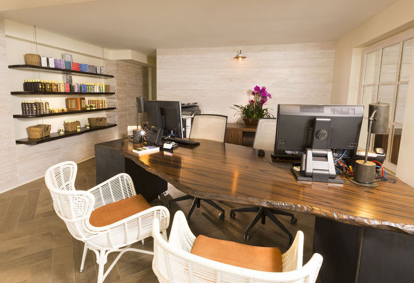 Pelican Cove Resort Hotel  | Islamorada | Florida | United States 4