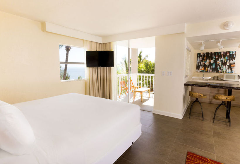 Pelican Cove Resort Hotel  | Islamorada | Florida | United States 8