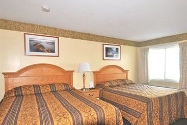 Marine Village Resort  | Lake George | Nueva York | United States 16