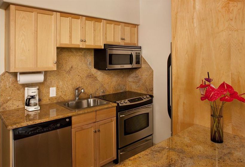 Lahaina Shores Beach Resort  | Lahaina | Hawaii | United States 14