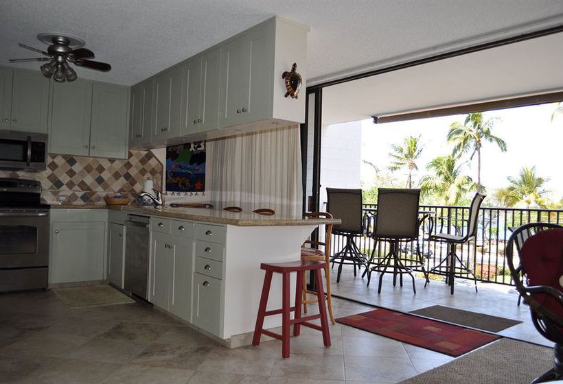 Hotel Maui Parkshore Condos