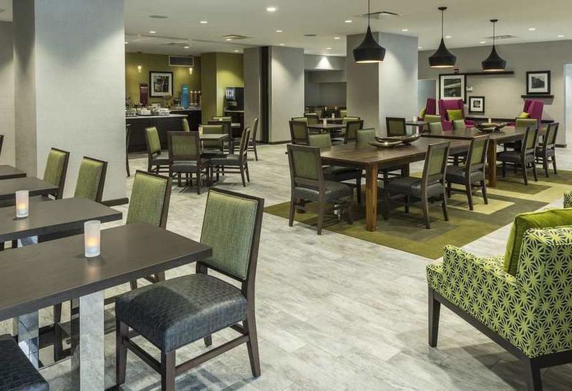 Hotel Hampton Inn Chicago Downtown/Magnificent Mile  | Chicago | Illinois | United States 19