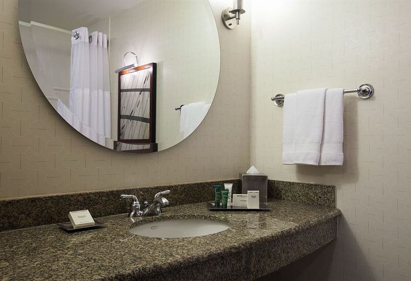 Hotel Hilton Boston Logan Airport  | Boston | Massachusetts | United States 9