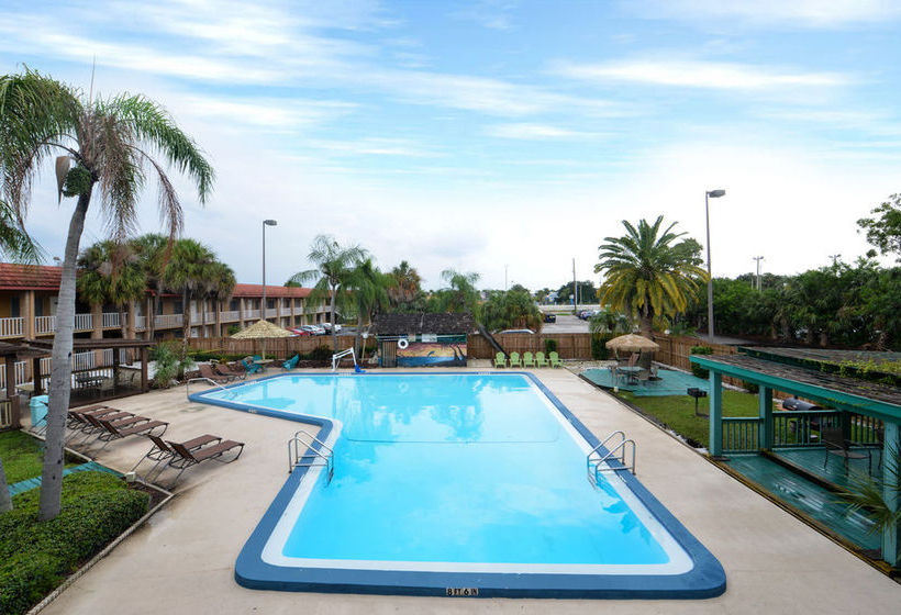 Hotel Travelodge Clearwater Central  | Clearwater | Florida | United States 17