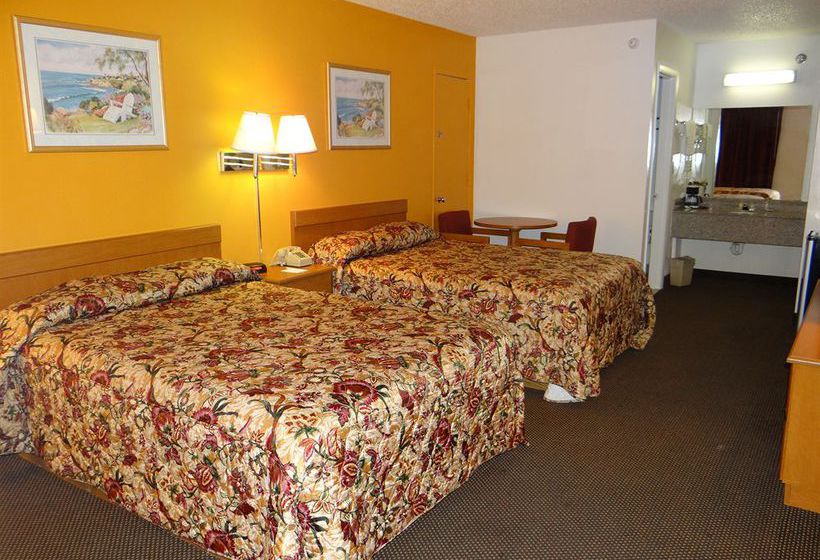 Hotel Howard Johnson Inn Bradenton-Sarasota Airport  | Bradenton | Florida | United States 3