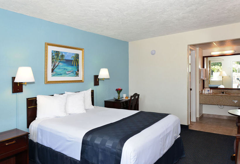 Hotel Econo Lodge  | Bradenton | Florida | United States 18