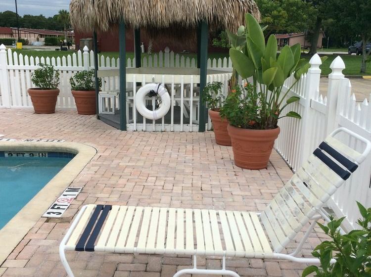 Hotel Econo Lodge  | Bradenton | Florida | United States 19