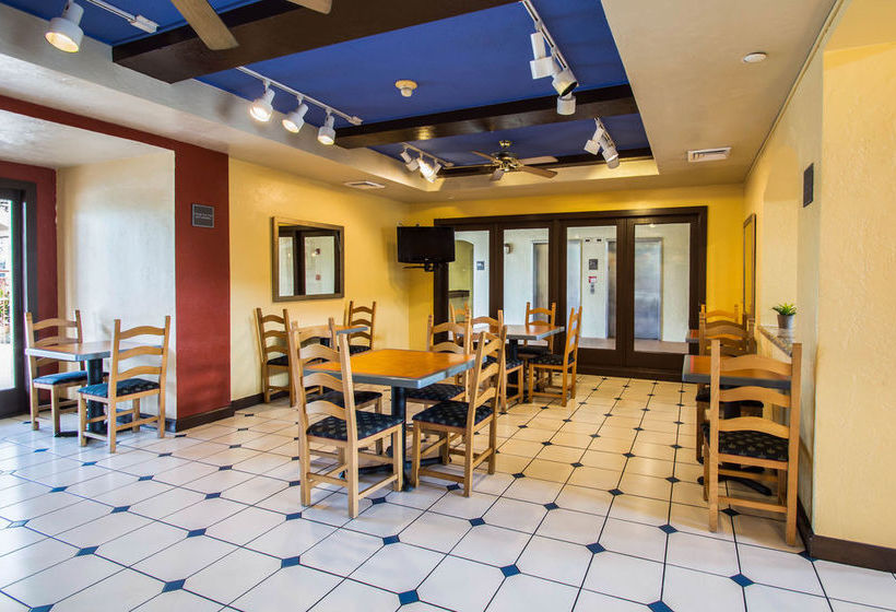 Hotel Comfort Suites  | Deerfield Beach | Florida | United States 6