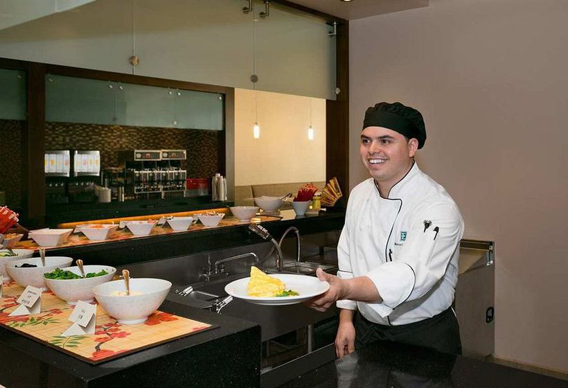 Hotel Embassy Suites Chicago Downtown  | Chicago | Illinois | United States 8