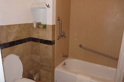 Hotel Red Carpet Inn  | Albany | Nueva York | United States 17