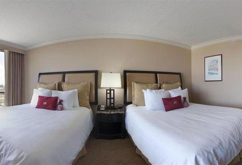 Crowne Plaza Pensacola Grand Hotel  | Pensacola | Florida | United States 15