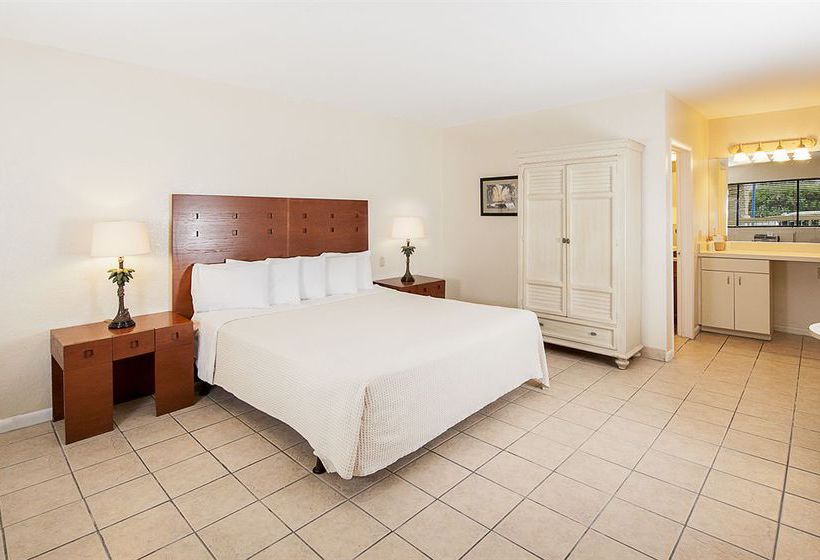 Hotel Palm Beach Hawaiian Ocean Inn  | Palm Beach | Florida | United States 9