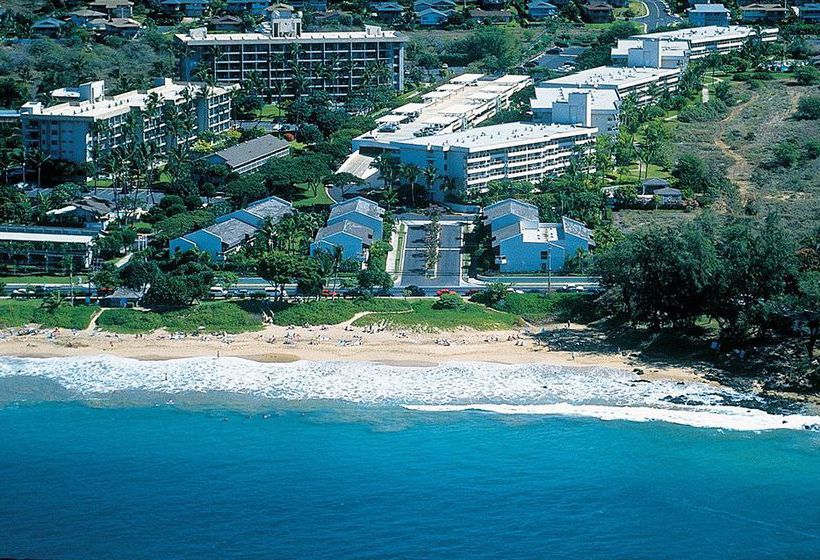 Hotel Aston at the Maui Banyan