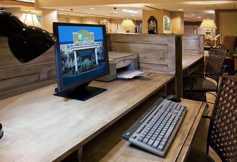 Hotel Holiday Inn Express Gainesville -I-75 Sw   | Gainesville | Florida | United States 3