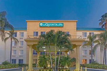 Hotel La Quinta Inn & Suites Naples East  | Naples | Florida | United States 19
