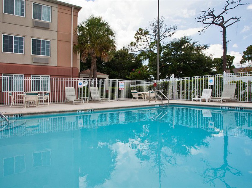 Hotel Candlewood Suites Clearwater  | Clearwater | Florida | United States 9