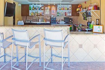 Hotel La Quinta Inn & Suites Cocoa Beach Oceanfront  | Cocoa Beach | Florida | United States 2