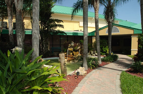 Comfort Inn & Suite Resort  | Cocoa Beach | Florida | United States 3