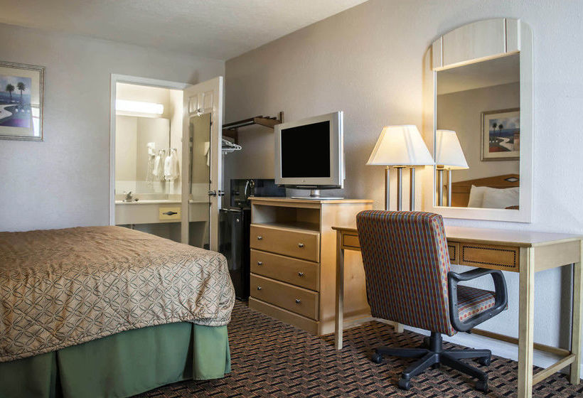 Hotel Econo Lodge Inn & Suites New Port Richey  | New Port Richey | Florida | United States 6