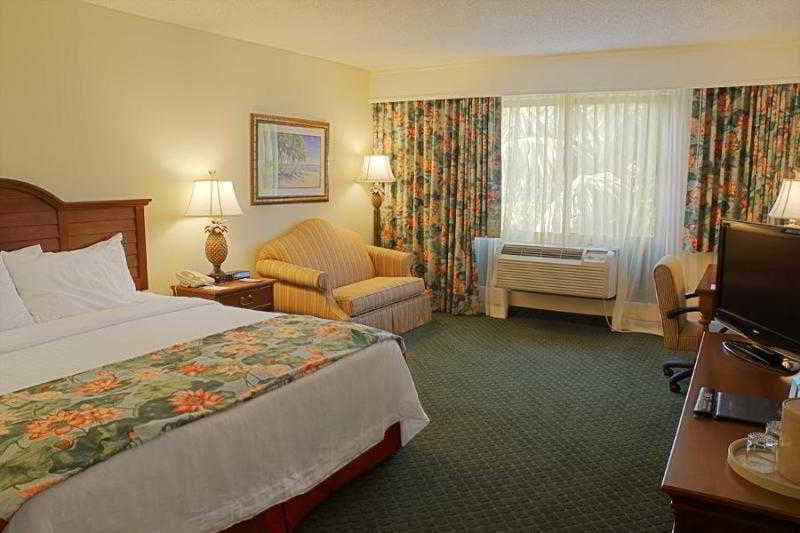 Hotel Courtyard By Marriott Naples  | Naples | Florida | United States 13