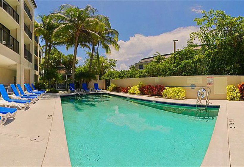 Hotel Courtyard By Marriott Naples  | Naples | Florida | United States 3