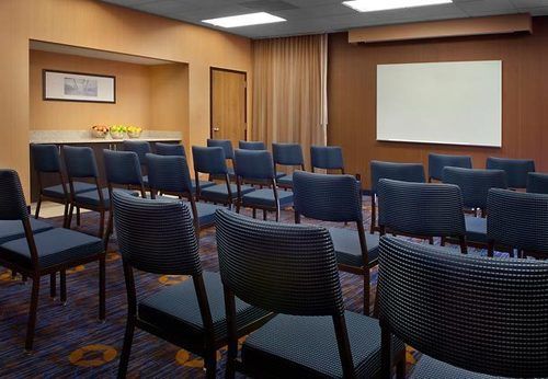 Hotel Courtyard by Marriott  | Glenham | Nueva York | Hotel negli Stati Uniti 15