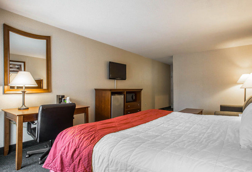 Hotel Clarion Inn & Suites Lake George  | Lake George | Nueva York | United States 17