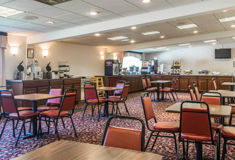 Hotel Clarion Inn & Suites Lake George  | Lake George | Nueva York | United States 4