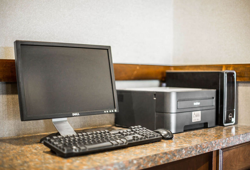 Hotel Clarion Inn & Suites Lake George  | Lake George | Nueva York | United States 6