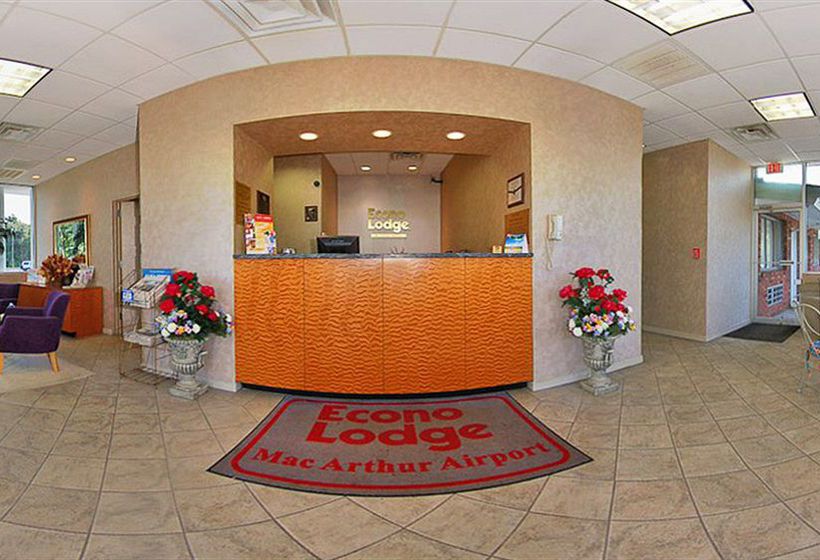 Hotel Rodeway Inn Macarthur Airport 