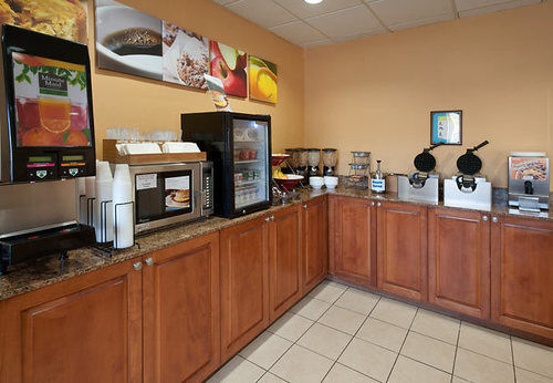 Hotel Fairfield Inn by Marriott Pensacola  | Pensacola | Florida | United States 3