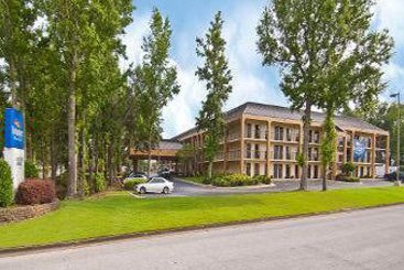 Hotel Baymont Inn & Suites Pensacola Florida