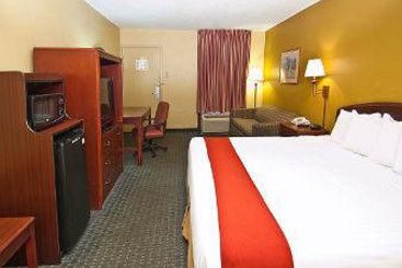 Hotel Baymont Inn & Suites Pensacola  | Pensacola | Florida | United States 3