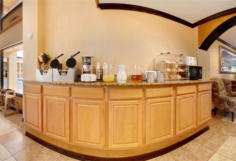 Hotel Red Roof Inn Ft Myers  | North Fort Myers | Florida | United States 4