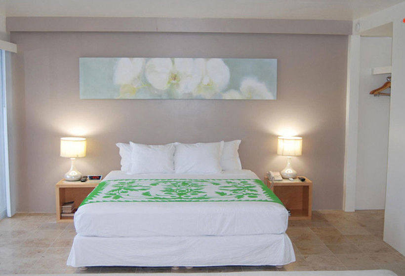 Hotel Naniloa Volcanoes Resort  | Hilo | Hawaii | United States 16