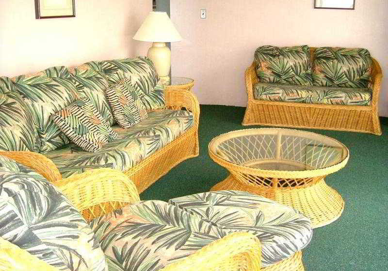 Hotel Naniloa Volcanoes Resort  | Hilo | Hawaii | United States 19