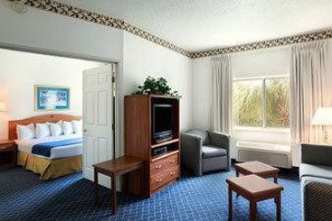 Hotel Days Inn & Suites Naples FL  | Naples | Florida | United States 2