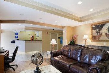 Hotel Days Inn & Suites Naples FL  | Naples | Florida | United States 4