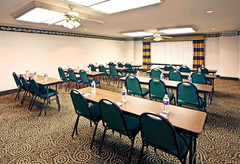 Holiday Inn Express Hotel & Suites Milton 