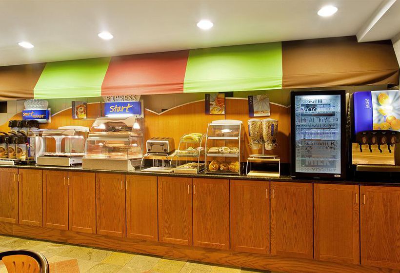 Hotel Holiday Inn Express Chicago Midway Airport  | Chicago | Illinois | United States 3