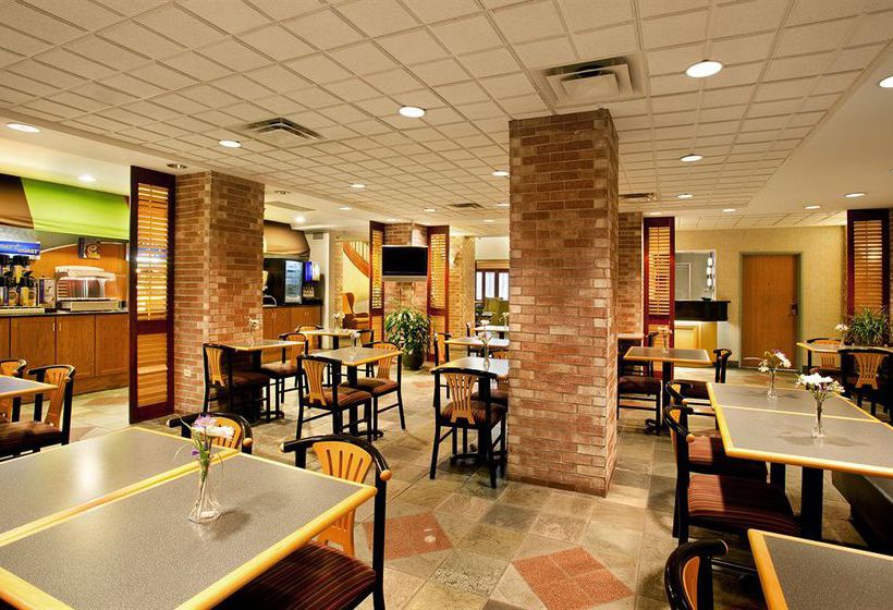 Hotel Holiday Inn Express Chicago Midway Airport  | Chicago | Illinois | United States 5