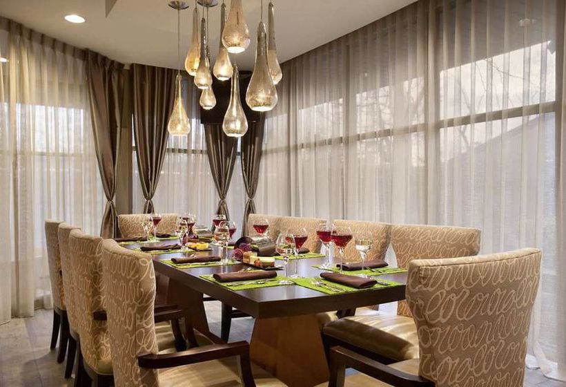 Hotel Hilton New York JFK Airport  | Jamaica - Long Island | Nueva York | United States 16