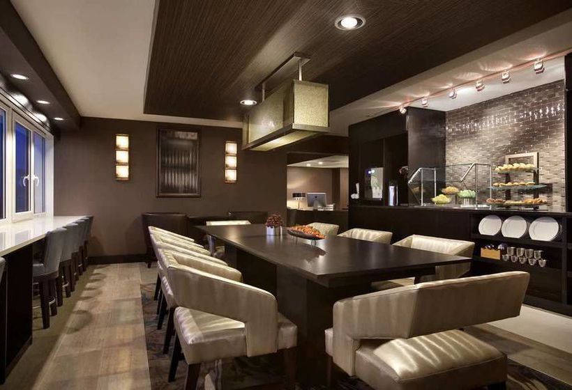 Hotel Hilton New York JFK Airport  | Jamaica - Long Island | Nueva York | United States 6