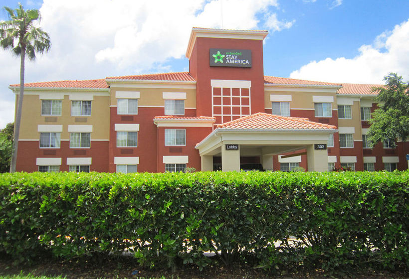 Hotel Homestead Village Guest Studios 