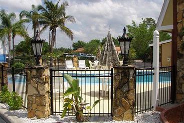 Spinnaker Inn Of Naples Motel  | Naples | Florida | United States 8