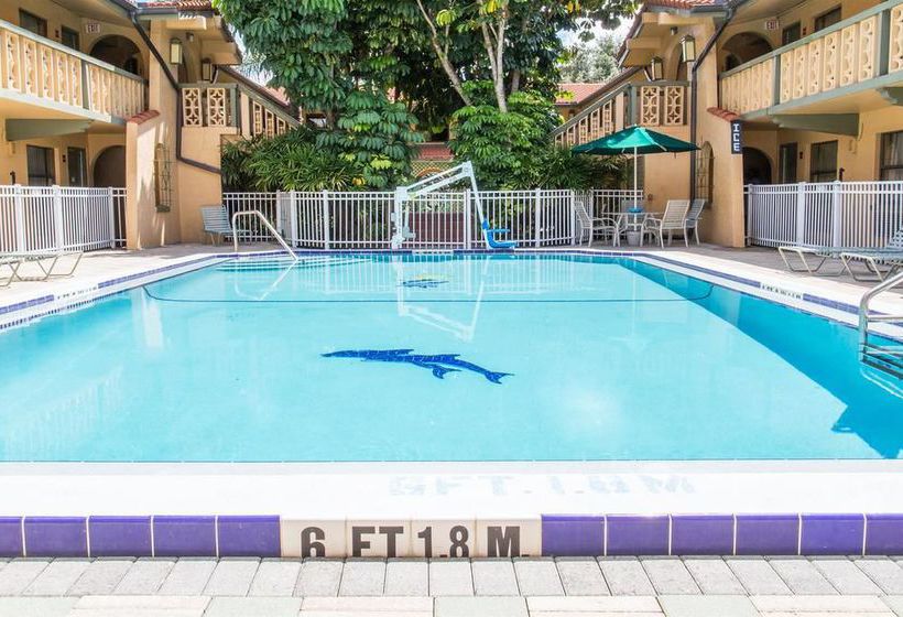 Hotel Days Inn & Suites Altamonte Springs 