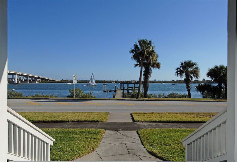 Hotel Night Swan Intracoastal Bed & Breakfast  | New Smyrna Beach | Florida | United States 13