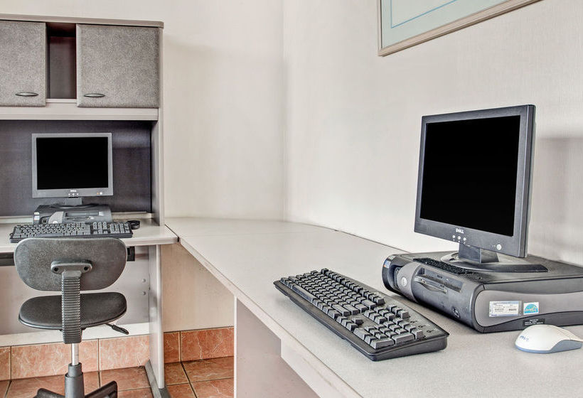 Hotel Rodeway Inn Bradenton  | Bradenton | Florida | United States 11