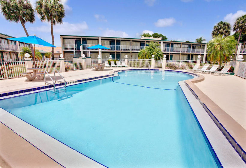 Hotel Rodeway Inn Bradenton  | Bradenton | Florida | United States 20